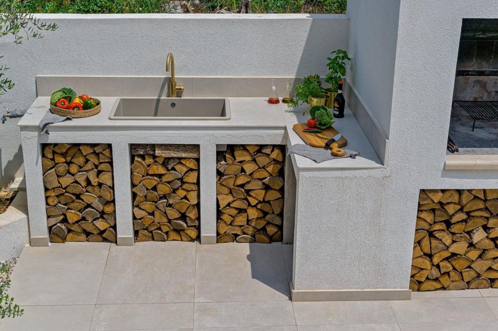 Luxury Villa Del Sogno With Pool, Jacuzzi, Parking Okrug Gornji Exterior foto